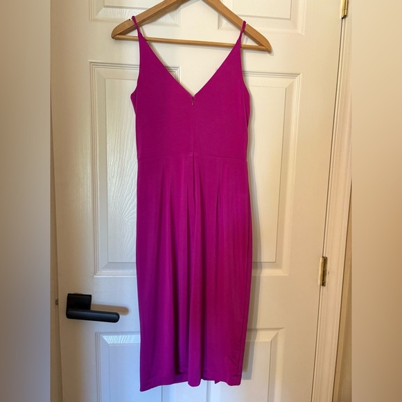 Eliza J Gathered sheath beautiful pink dress size 6 wedding guest dress - Picture 5 of 10